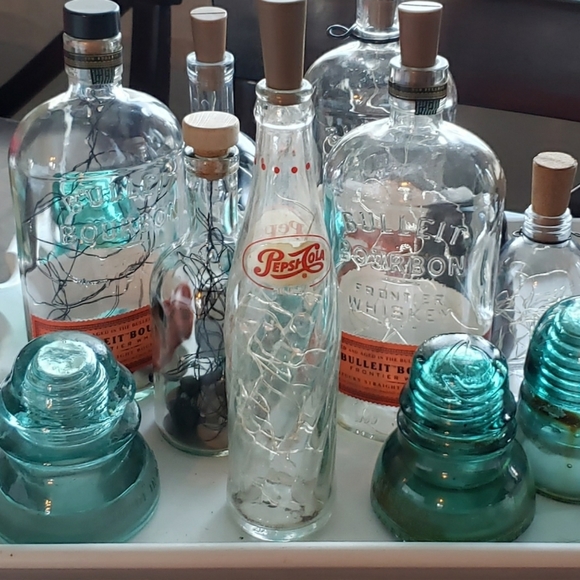 Vintage Pepsi bottle with red fitted string lights - Picture 2 of 7